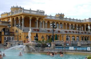 Little Americas Westend Mall Apartments - Budapest - 5