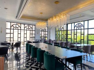 Grand Eska Hotel & Suites Batam - Nagoya - 6