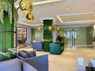 Grand Eska Hotel & Suites Batam - Nagoya - 4