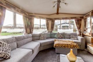 Lovely Caravan For Hire With Decking At Skipsea Sands In Yorkshire Ref 41015Wf - Barmston - 6