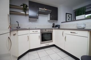 Violets Corner Luxury Swindon Town Apartment Great Location In The South West - 6