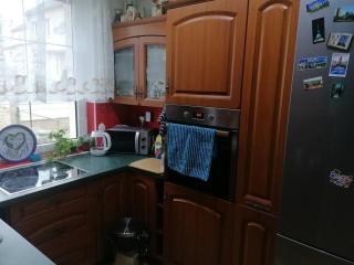 Rodinný půldomek s vybavením a bazenem - 2