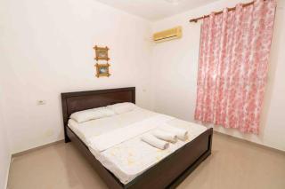 Private Familiar Apartment! - Sarandë - 9