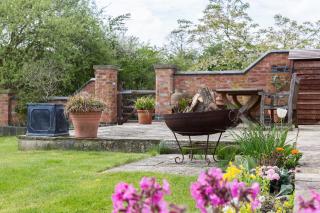 Chater Barn - Leicester - 0