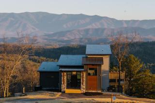 3 Pines Lodges Luxury Mountain View Hot Tub - Sevierville - 7