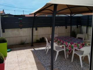 Charmante maison 5 pers, proche plage et centre, avec jardin, BBQ et Wi-Fi, L'Aiguillon-sur-Mer - FR-1-476-42 - L'Aiguillon-sur-Mer - 2