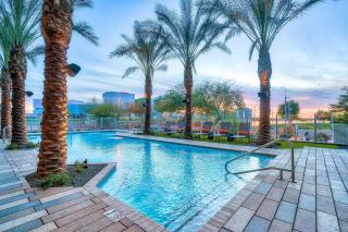 CozySuites at Town Lake - 9