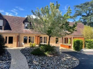 Hôtel & Restaurant - Le Manoir des Cèdres - piscine chauffée et climatisation - 1
