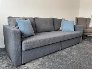 Quaint 2 Bed Village Retreat - 1