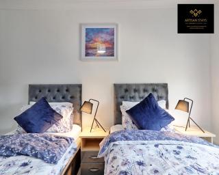 Deluxe Apartment in Southend-On-Sea by Artisan Stays I Weekly or Monthly Stay Offer I Free Parking I Sleeps 5 - Southend-on-Sea - 3