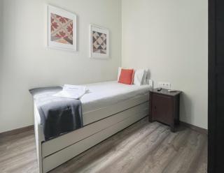 Stay U-nique Apartments Sagrada Familia - 4