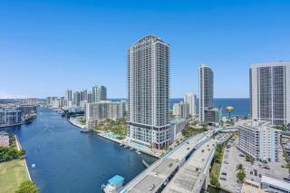 Stunning Beach Resort Large 4BR 3BA Condo 24 FL - Hallandale Beach - 8