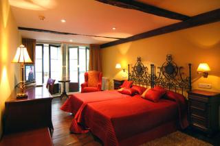 Hostal Santo Grial - Santiago di Compostela - 1
