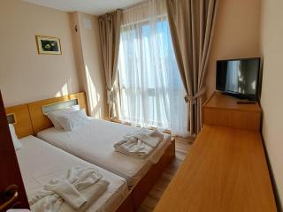 Hotel Seasons 3 - 6