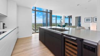 Private Residence at The Edition - 1403 - 3