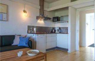 Cozy Apartment In Aakirkeby - Åkirkeby - 3