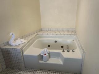 Baymont by Wyndham Orlando South - Orlando - 8