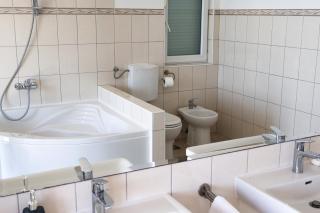 Apartman Klara - Lumbarda - 5