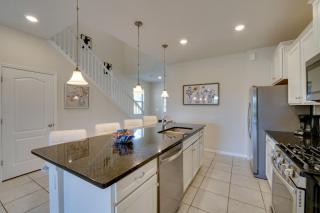 Less Than 10 Mi to Disney Prime Resort Villa with Pool - Davenport - 1