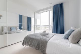 Lovely En-suite Flat with Balcony and Parking. - Londra - 2