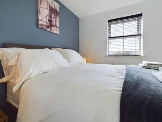 247 Serviced Accommodation in Stafford- 3BR Townhouse - Stafford - 6