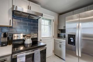 New cozy home near Outlets & Amish Country - Lancaster - 3
