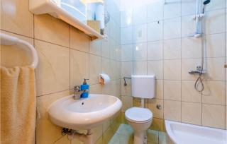 5 Bedroom Awesome Home In Stanici - Celina - 1