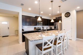 Making Magical Memories P - 4