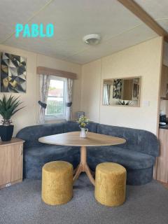 Towyn six berth en suite caravan - Rhyl - 7