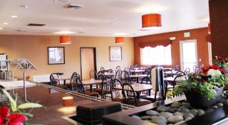 Crystal Inn Hotel & Suites - West Valley City - 2