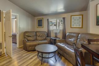 Less Than 1 Mi to Big Bear Lake Fawnskin Cottage with Grill - Fawnskin - 7