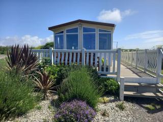 Bay View - fantastic views of Whitsand Bay - Torpoint - 0