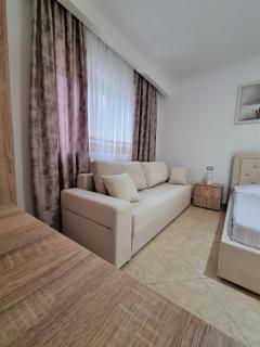 My Holiday House - Durrës - 5