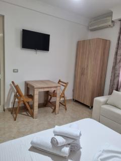 My Holiday House - Durrës - 4