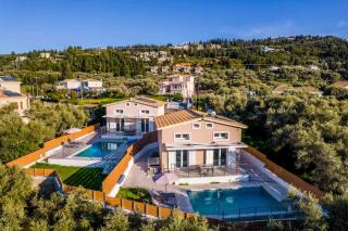Elianthos Luxury Villas - Tsoukalades - 4