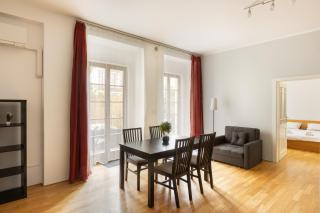 City Centre Garden Apartment with parking - Prague - 7