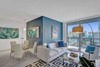 Waterfront Condo w Pool Shuttle and Amazing Views - Hallandale Beach - 4