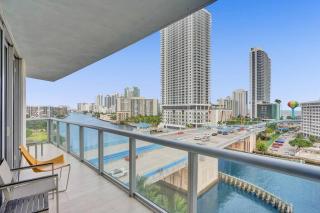 Waterfront Condo w Pool Shuttle and Amazing Views - Hallandale Beach - 6