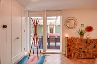 Mid-Century Modern Home with Fire Pit and Gas Grill! - 2