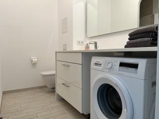 Luxury Waterfront Apartment - 6