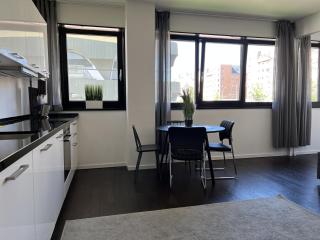 Luxury Waterfront Apartment - 3