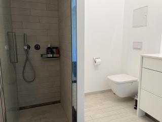 Luxury Waterfront Apartment - 1