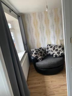 LA Mansion - Wednesbury - 7