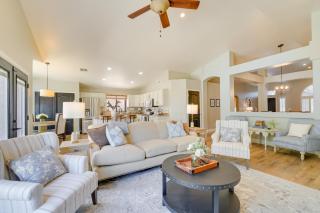 Near Hiking and Golfing Phoenix Home with Pool! - Phoenix - 7