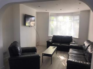 3 BEDROOM HOUSE IN A GREAT LOCATION - Childwall - 8