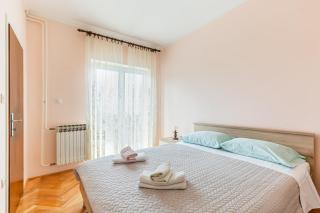 Apartments with parking space Brsec, Opatija - 7796 - 1