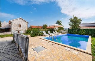 Gorgeous Home In Lisane Tinjske - Lišane Tinjske - 6