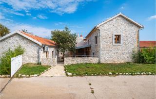 Gorgeous Home In Lisane Tinjske - 5