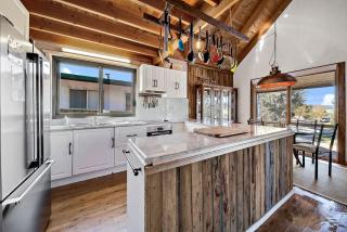 Aarlaur 2 - Charming 2BR Rustic Home l Bath l Fire Pit l WiFi l Air-Con - Jindabyne - 7