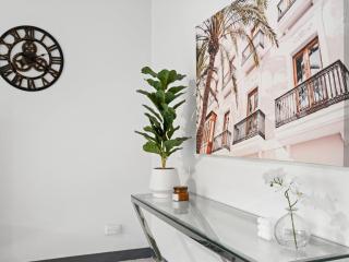 Spacious 2 Bed 2 Bath Apartment at South Brisbane - Brisbane - 7